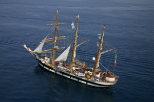 Nave_palinuro_Gaeta